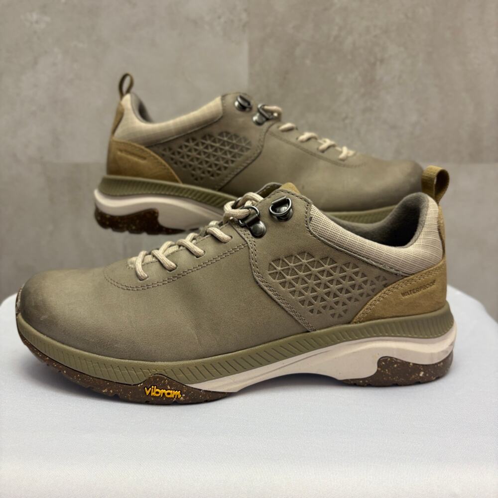 Dansko Mary Taupe Waterproof Performance Outdoor Shoes Vibram Women’s Size EU 39